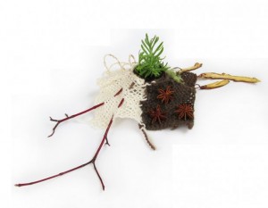 Leah Gauthier, "Some bring gifts, 2456708.562500," 2014, live plant, wool yarn, hemp yarn, foraged grass, seed pods, brass mesh, dogwood branches, 9 in. x variable in.